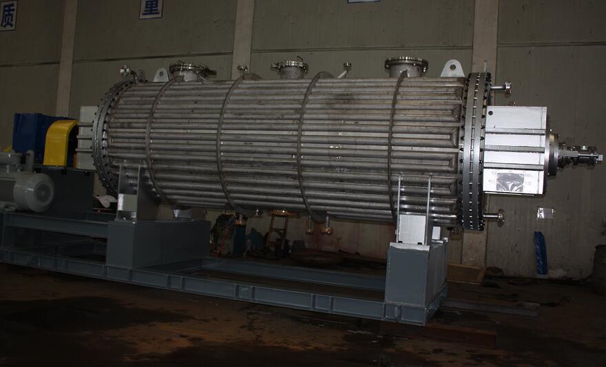 The first paddle dryer manufactured by our company was successfully completed

(图3)